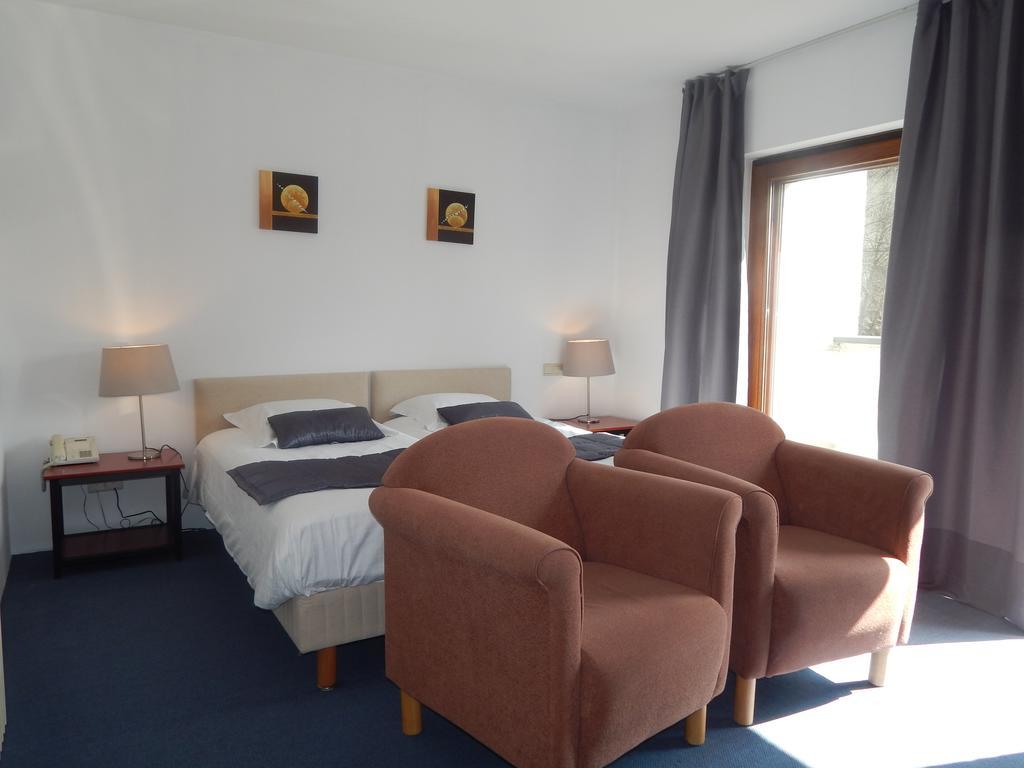 Fauvillers Hotel Le Martin Pecheur الغرفة الصورة